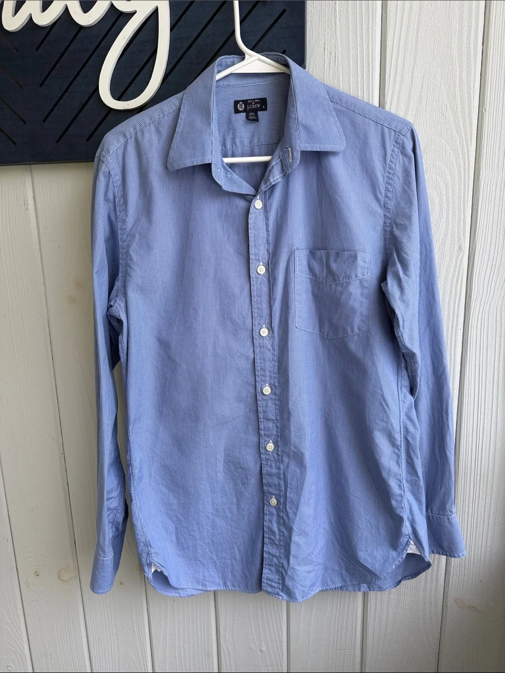 J CREW BUTTON DOWN SHIRT SIZE SMALL